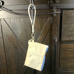 Callaway Cream and Blue Wristlet